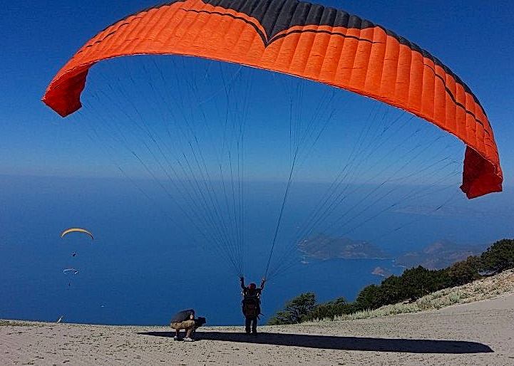 Tricks of Paragliding